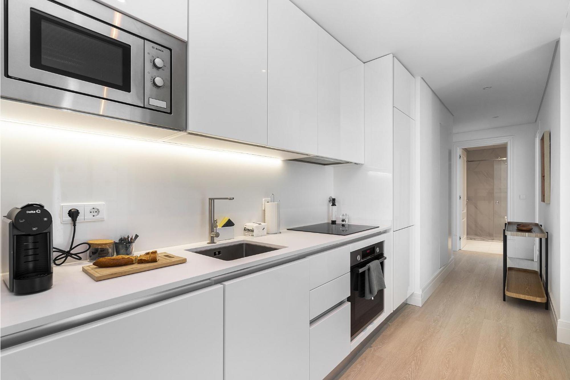 Superior One-Bedroom Apartment
