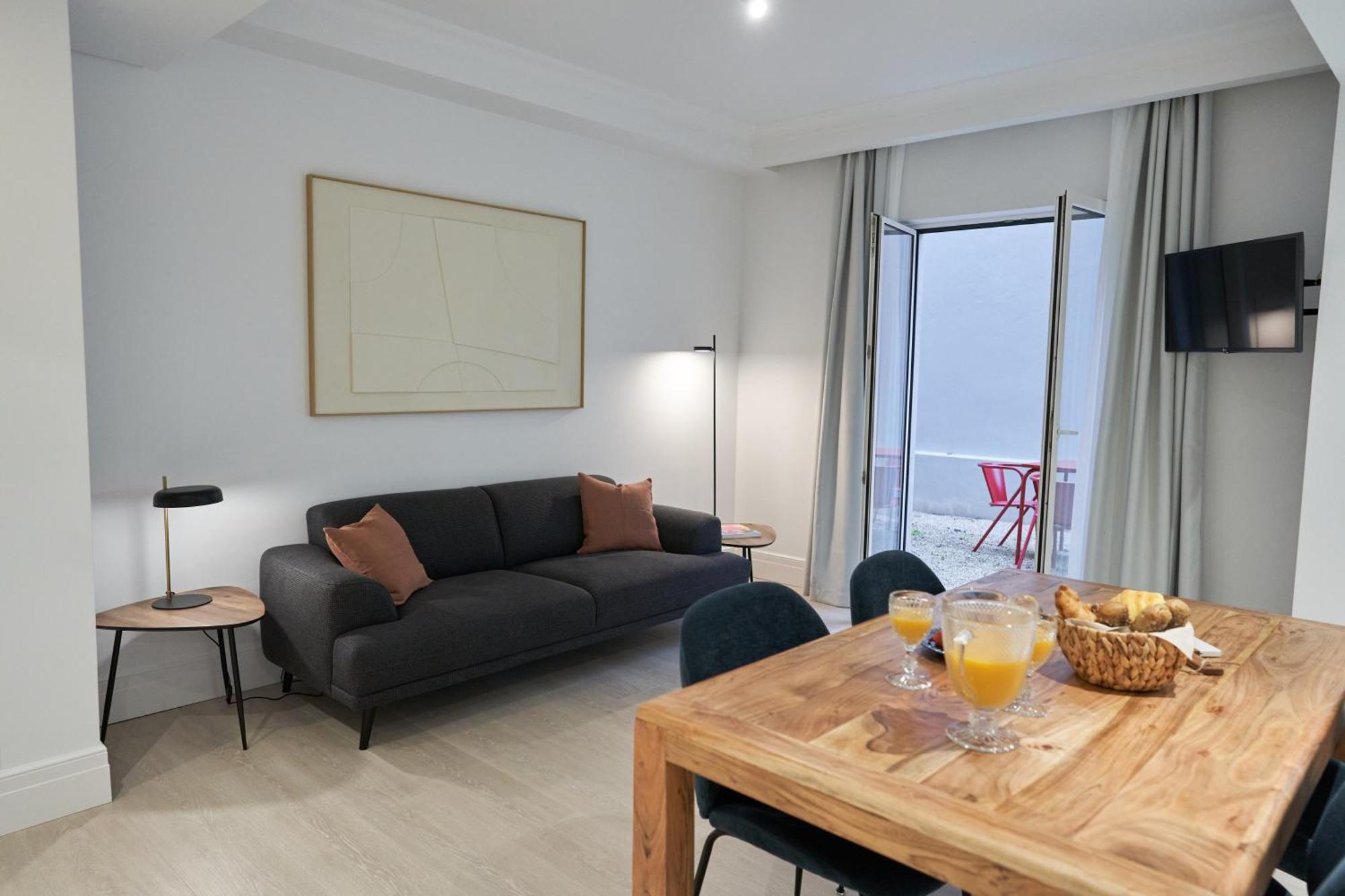 Superior Two-Bedroom Apartment Terrace